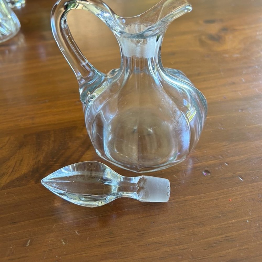 Vintage Clear Glass Panelled Cruet Bottle with Stopper - Picture 2 of 3